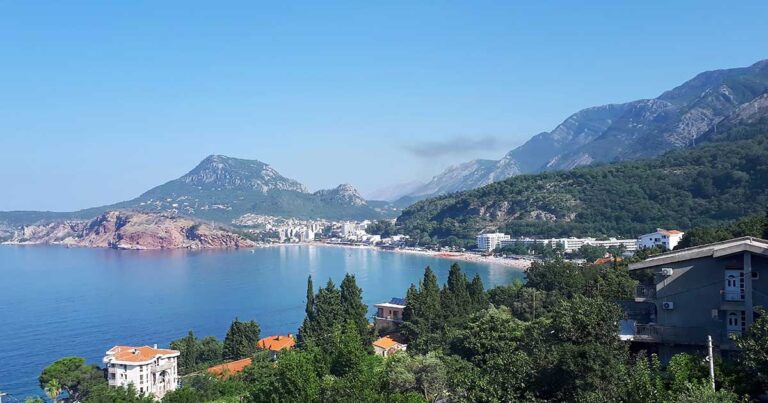 מונטנגרו-עם-ילדים