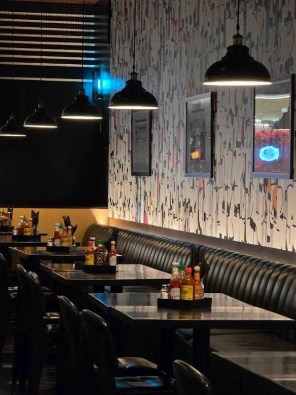 Black Tap Craft Burgers & Shakes Dubai Mall