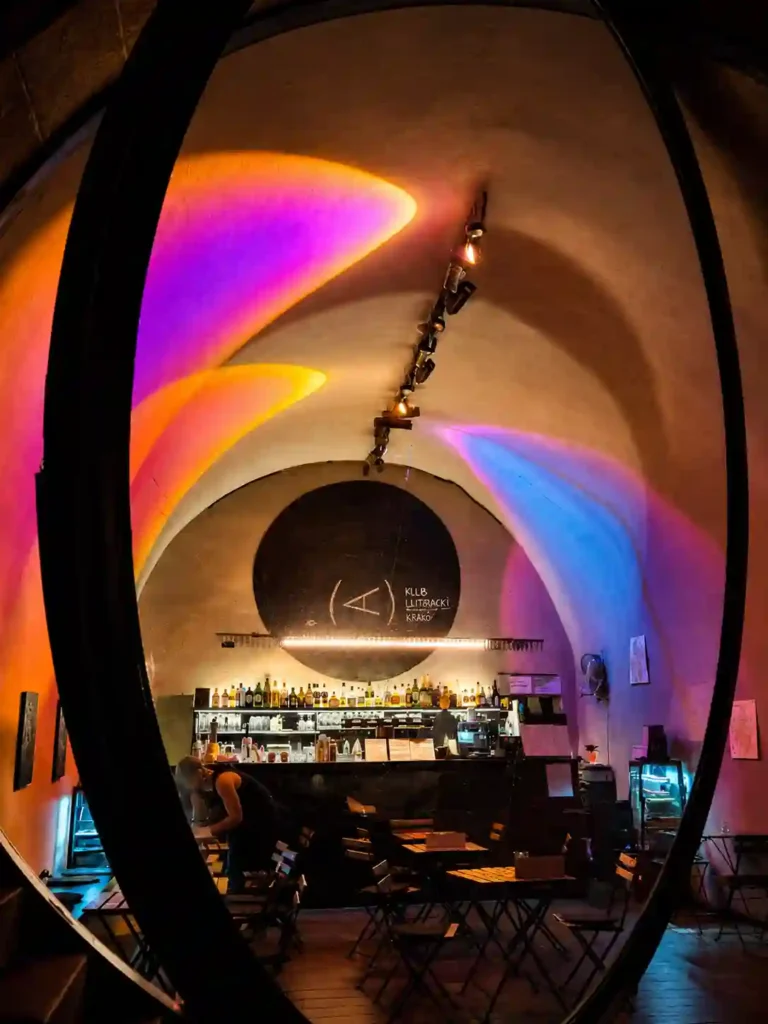 (A)void cafe