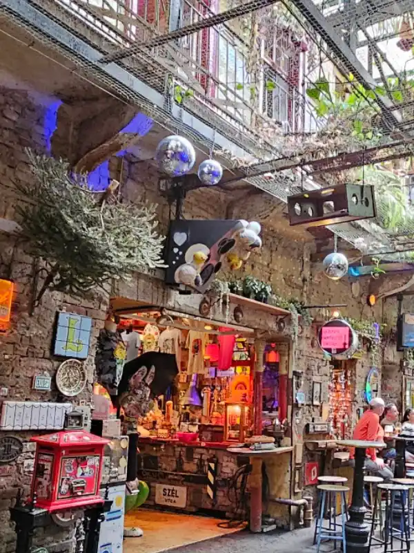 Szimpla Kert